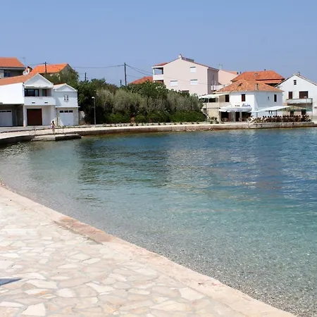 By The Sea Kali, Ugljan - 14679 شقة